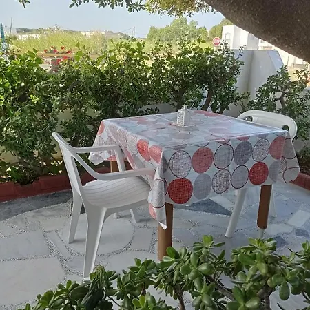 Iasonas Inn *